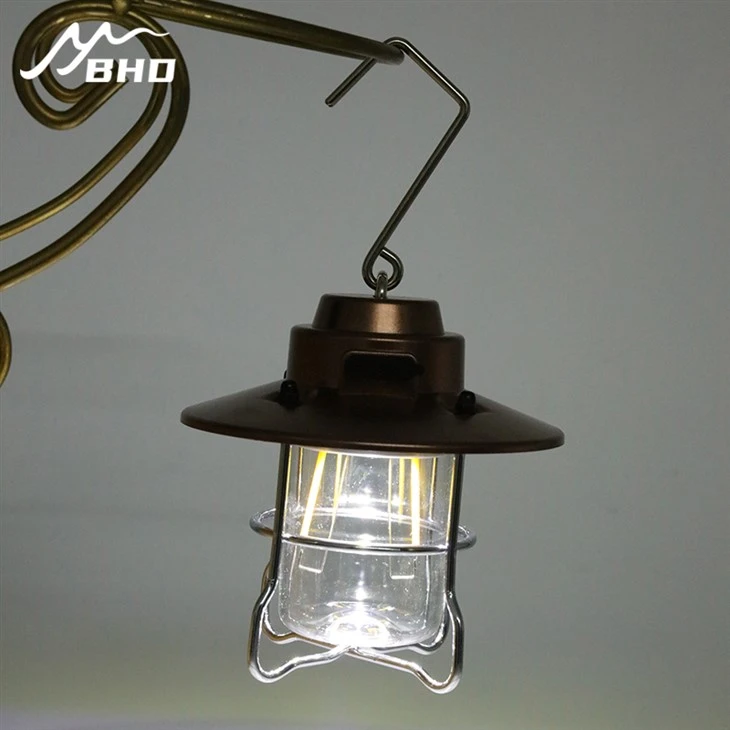 Lampu Perkhemahan Mini