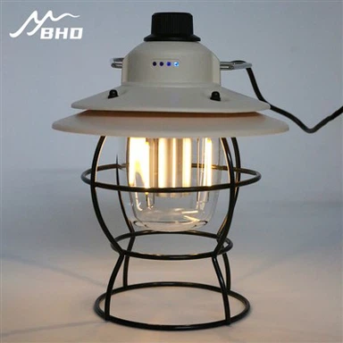 Lampu Perkhemahan Berkuasa Suria